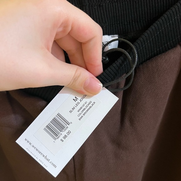 Revolve x WEWOREWHAT NWT slim leg jogger brown and black color blocked size M - Picture 4 of 5